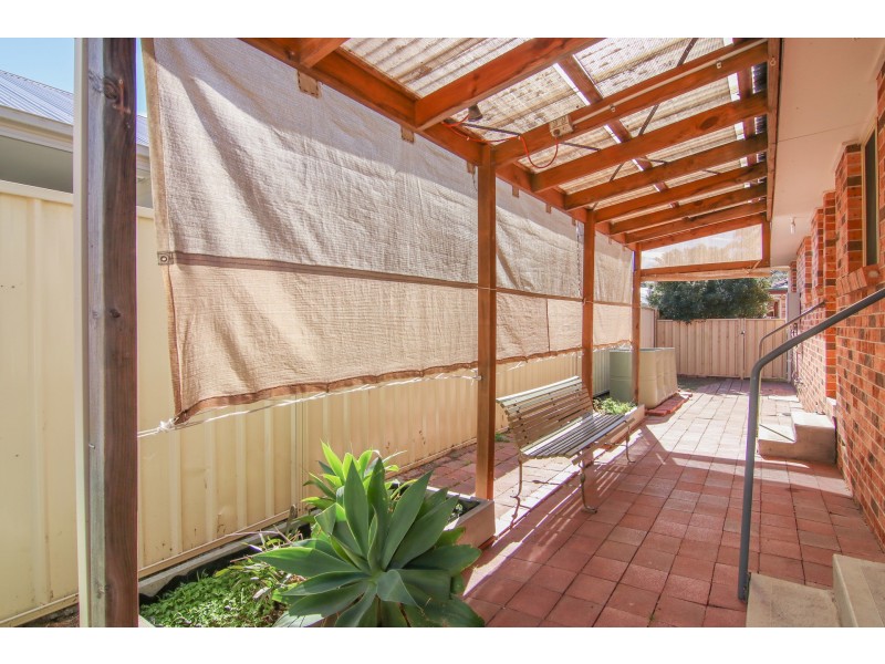 2/116 Avondale Road, Avondale NSW 2530