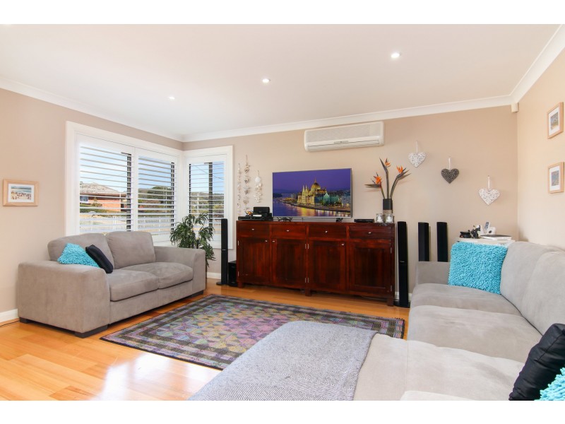 16 Galong Crescent, Koonawarra NSW 2530