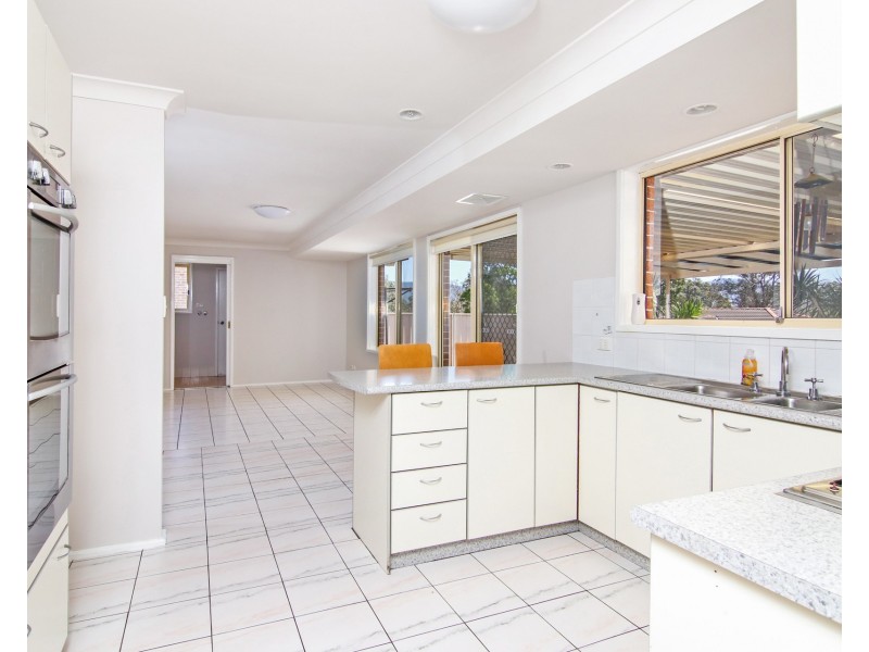 16 Colvin Place, Dapto NSW 2530