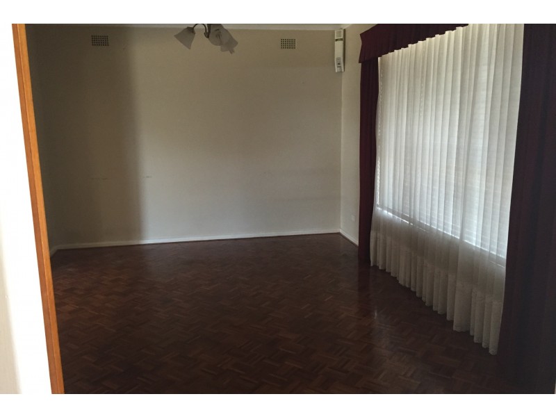 3 Brook Street, Dapto NSW 2530