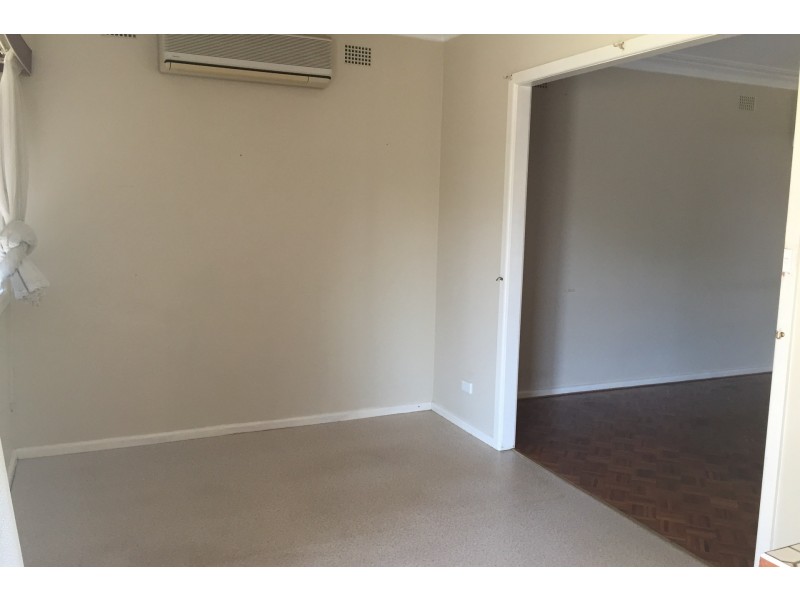 3 Brook Street, Dapto NSW 2530