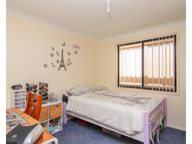 83 Robins Creek Drive, Horsley NSW 2530