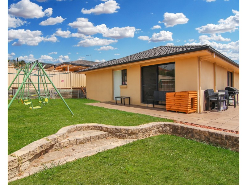 83 Robins Creek Drive, Horsley NSW 2530