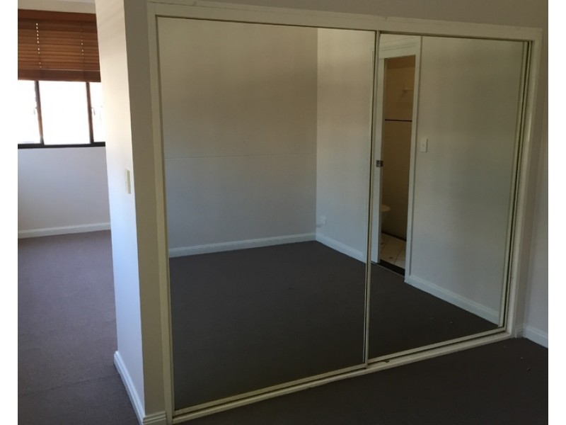 8/163 Keira Street, Wollongong NSW 2500