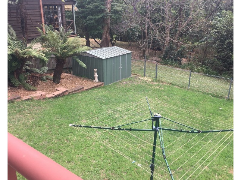 9 Cudgee Crescent, Mount Kembla NSW 2526