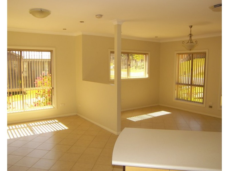 15 Rosemount Street, Dapto NSW 2530