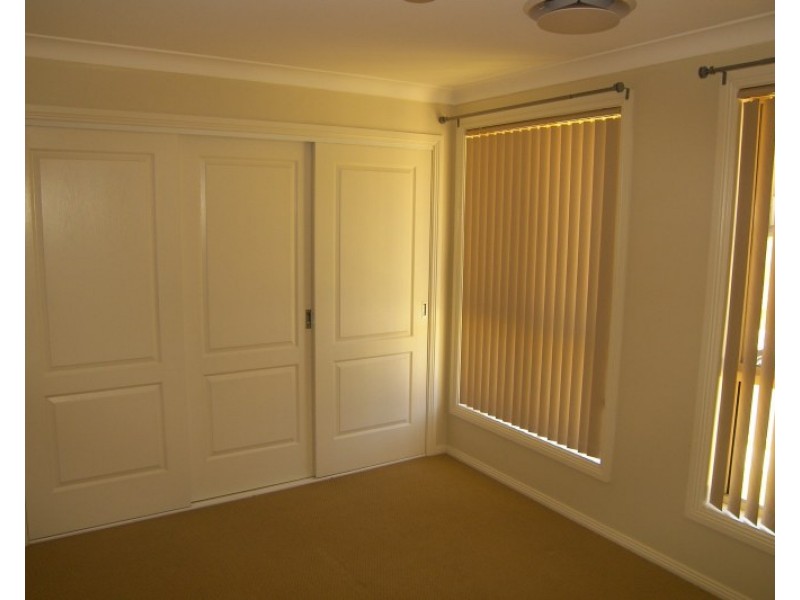 15 Rosemount Street, Dapto NSW 2530