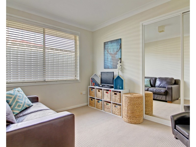 4 Glen Ayre Avenue, Horsley NSW 2530