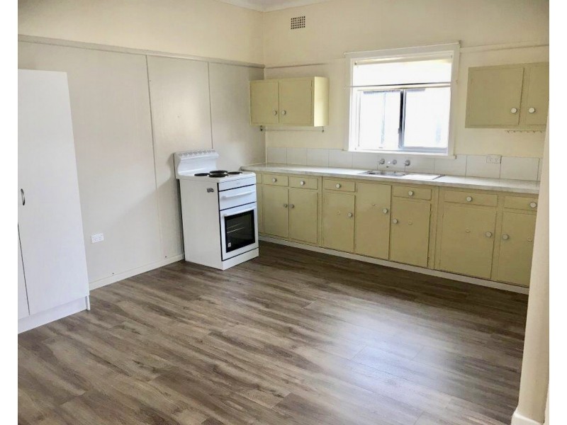 10 Baan Baan Street, Dapto NSW 2530