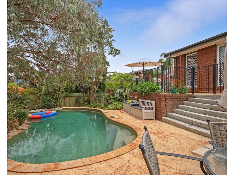 5 Coronet Place, Dapto NSW 2530