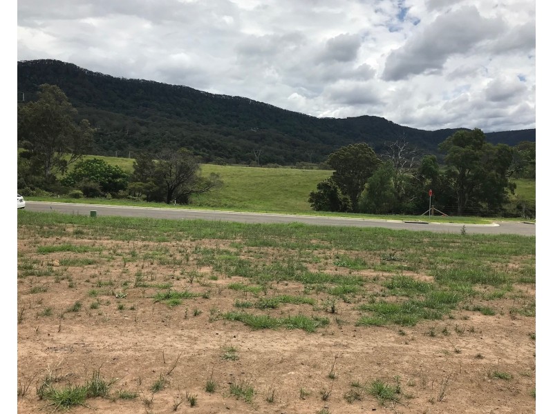 62 Lockheed Hudson Drive, Horsley NSW 2530