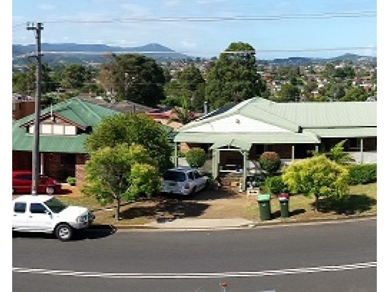1/143 Wyndarra Way, Koonawarra NSW 2530