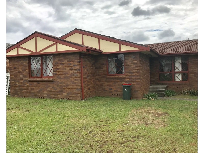 75 Penrose Avenue, Dapto NSW 2530