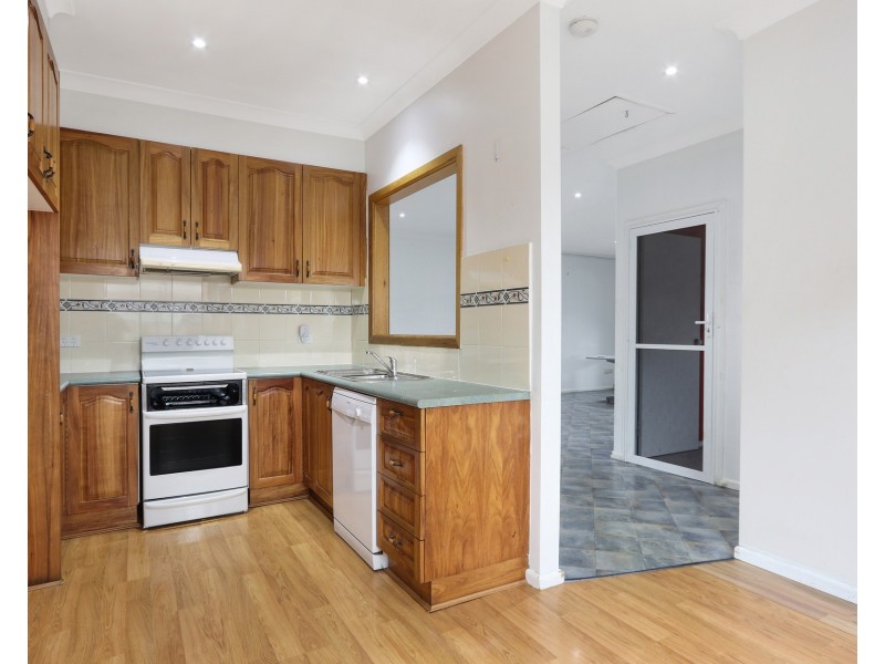 39 Burke Road, Dapto NSW 2530