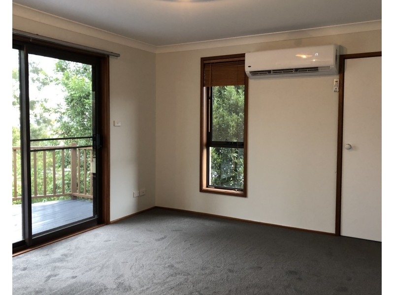 31 Lamerton Drive, Figtree NSW 2525