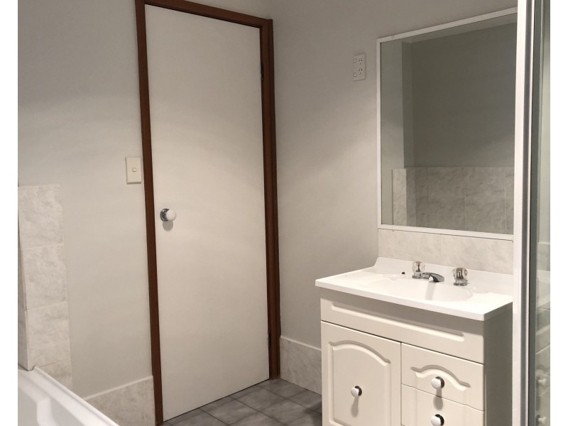 31 Lamerton Drive, Figtree NSW 2525