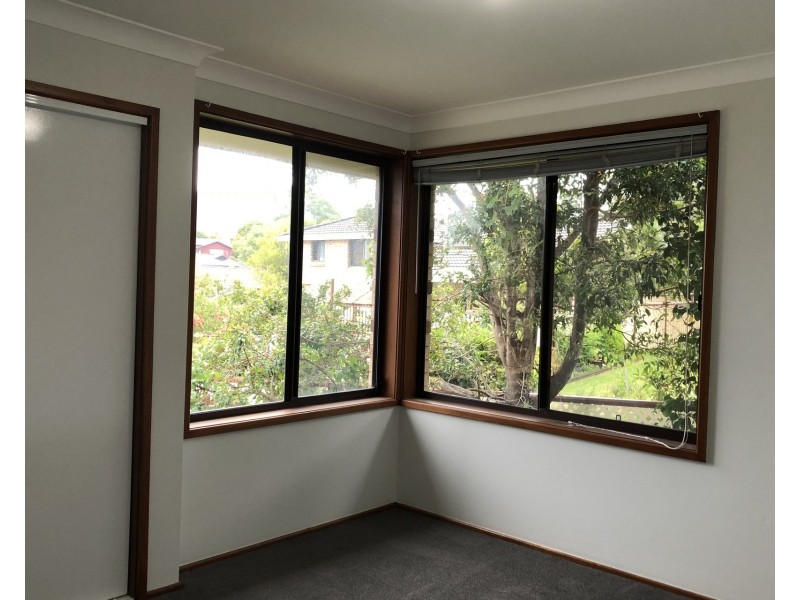 31 Lamerton Drive, Figtree NSW 2525