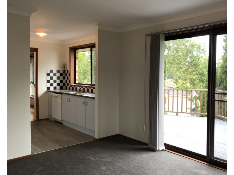 31 Lamerton Drive, Figtree NSW 2525