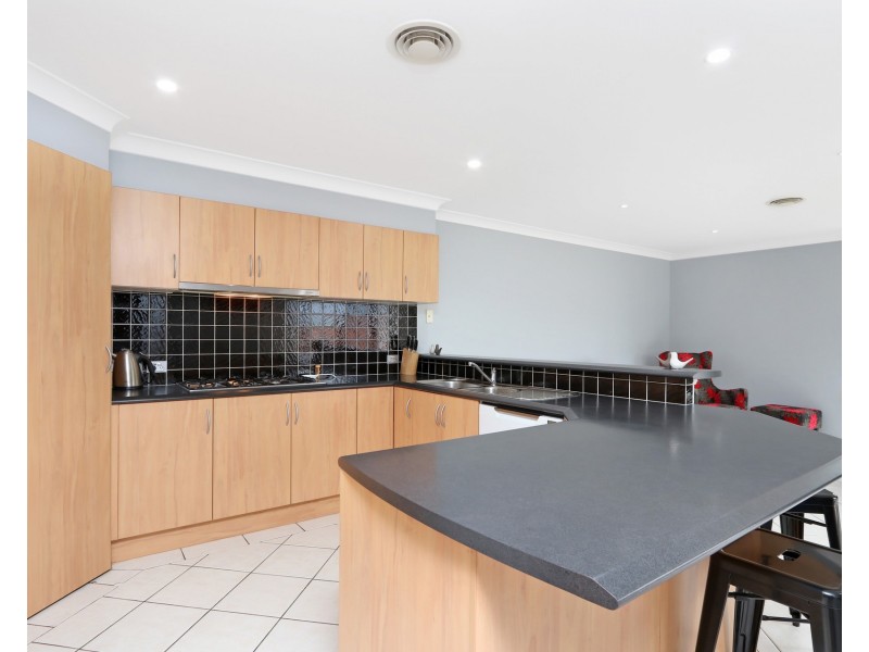 14 Kariewood Circuit, Horsley NSW 2530