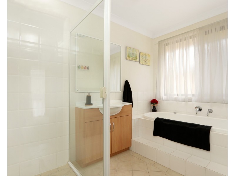 14 Kariewood Circuit, Horsley NSW 2530