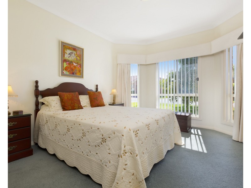 6 Longley Grove, Kanahooka NSW 2530