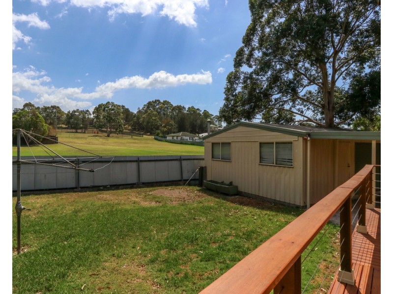19 Bambil Crescent, Dapto NSW 2530