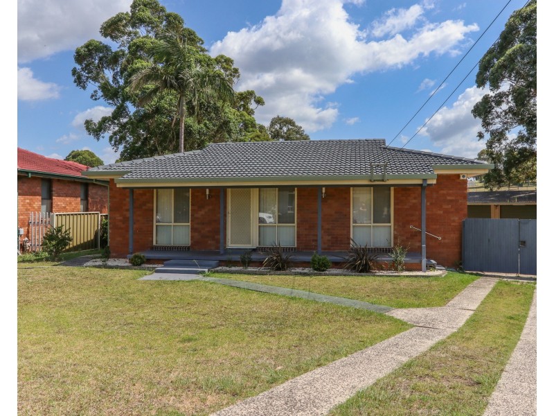 19 Bambil Crescent, Dapto NSW 2530
