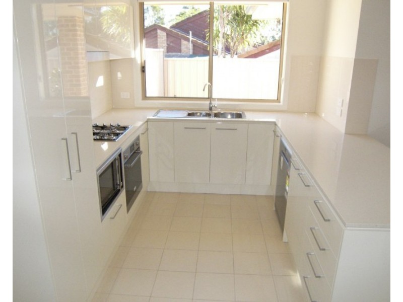 25/12 Propane Street, Albion Park NSW 2527