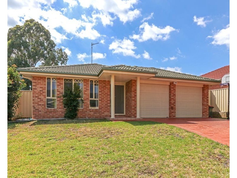 25 Melrose Way, Horsley NSW 2530