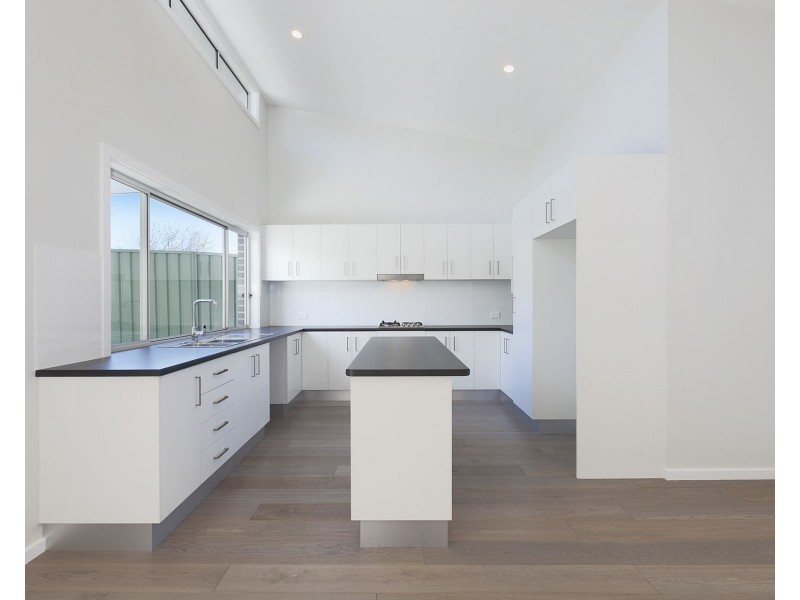 8b Burke Road, Dapto NSW 2530