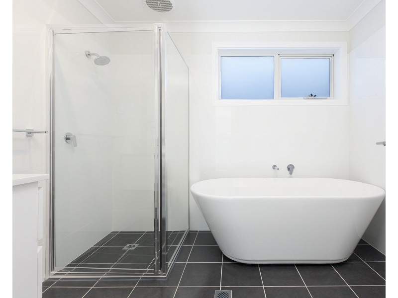 8b Burke Road, Dapto NSW 2530