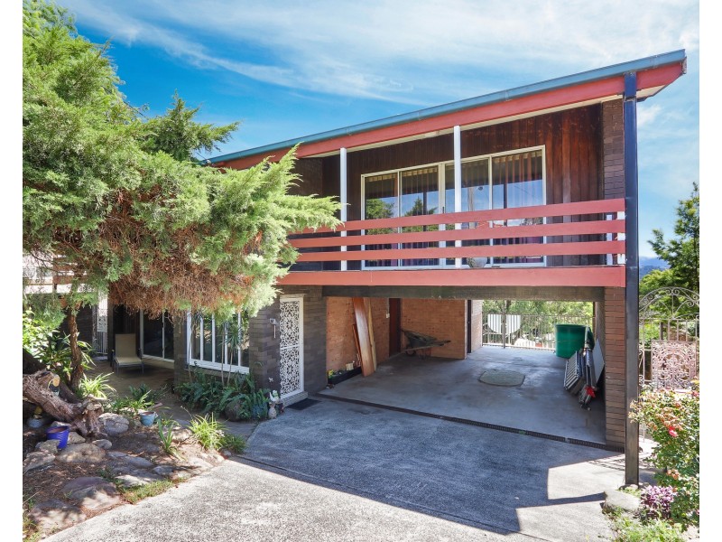 70 Edgeworth Avenue, Kanahooka NSW 2530