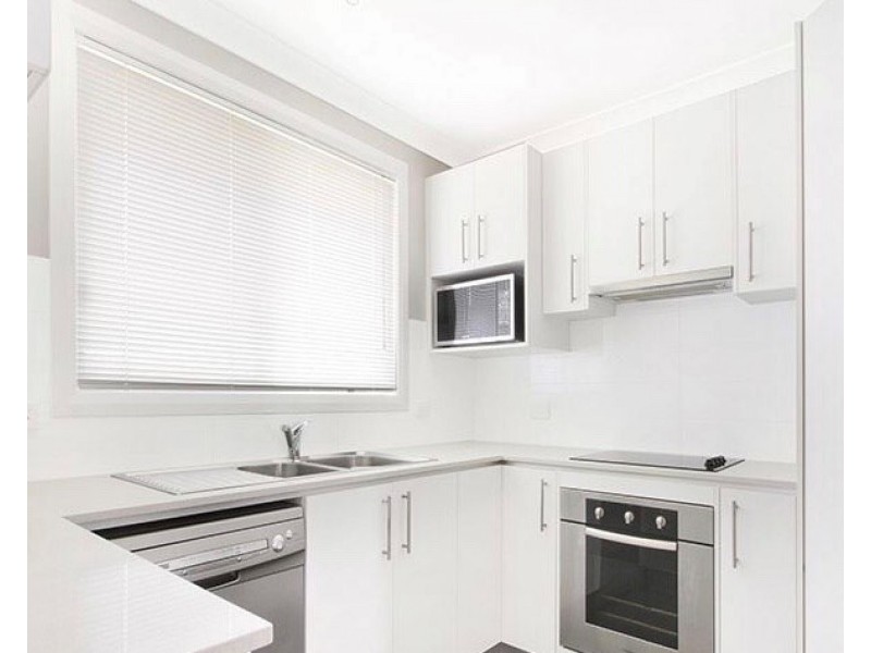 2/53 Cabernet Drive, Dapto NSW 2530