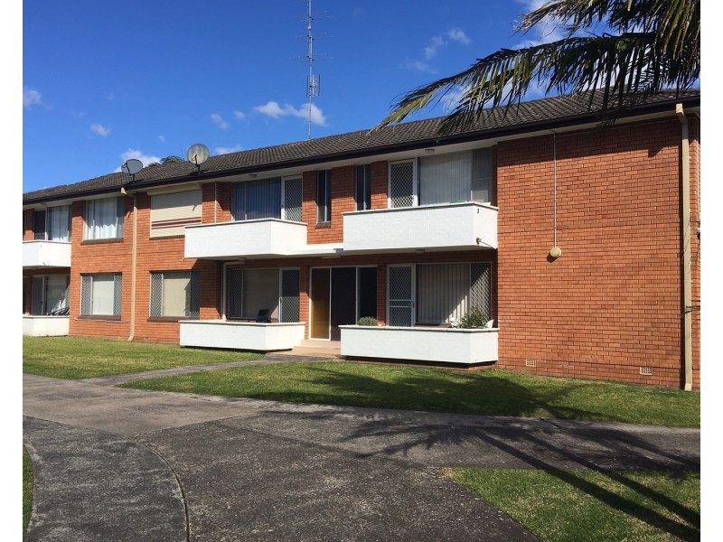 2/17 Prince Edward Drive, Brownsville NSW 2530