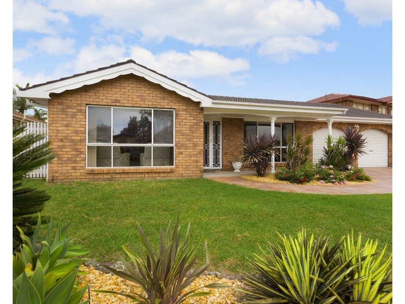 6 Flame Tree Place, Albion Park Rail NSW 2527