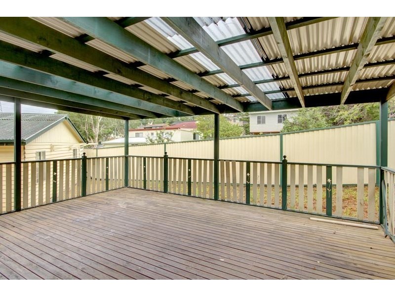 14 Cleary Avenue, Kanahooka NSW 2530