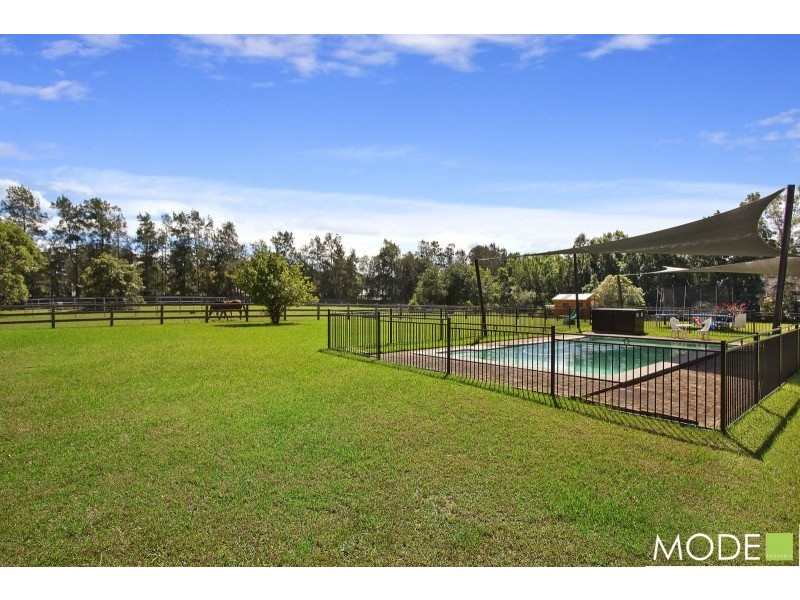 10 Cotswold Road, Dural NSW 2158