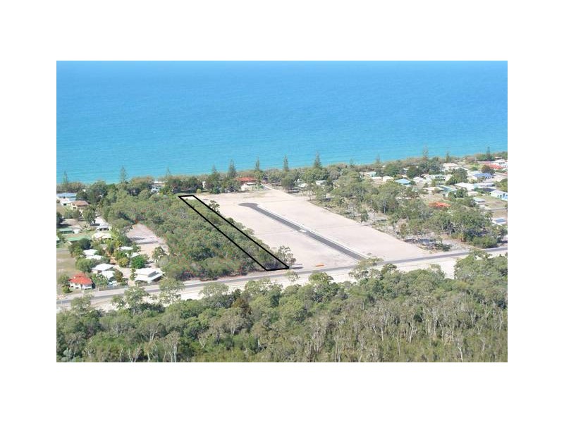 102 Acacia Street, Woodgate QLD 4660