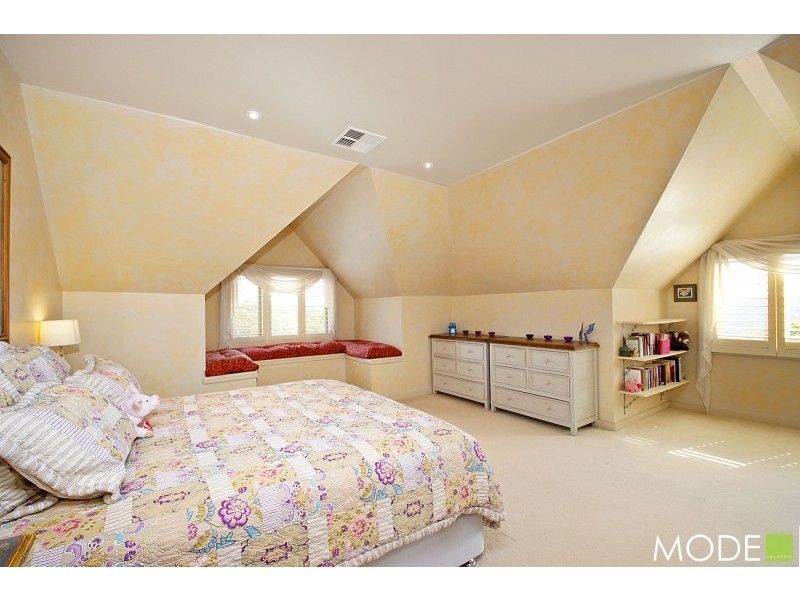 9 Chilcott Road, Arcadia NSW 2159