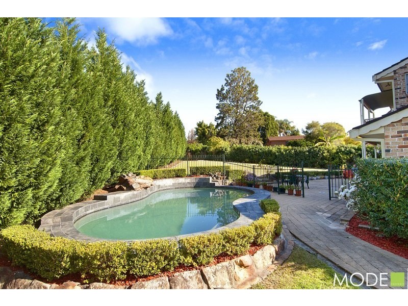 12 Lynwood Place, Castle Hill NSW 2154