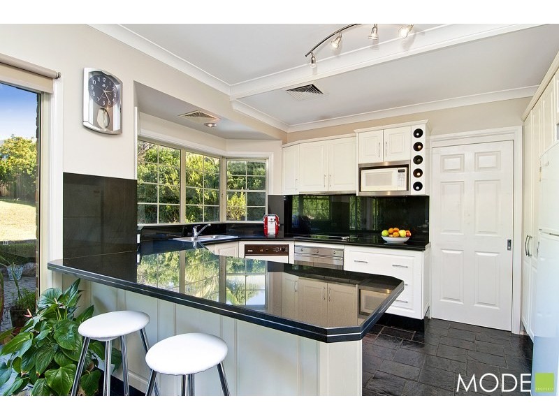 12 Lynwood Place, Castle Hill NSW 2154