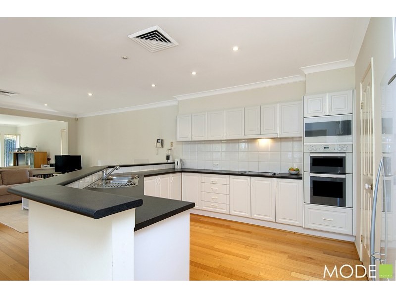 9 Garnet Place, Kellyville NSW 2155