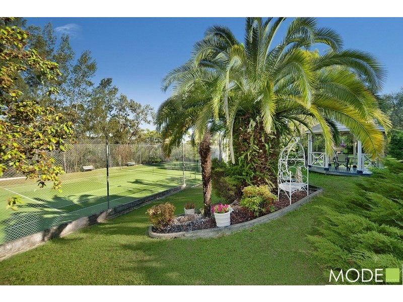 8 Johnson Avenue, Kenthurst NSW 2156