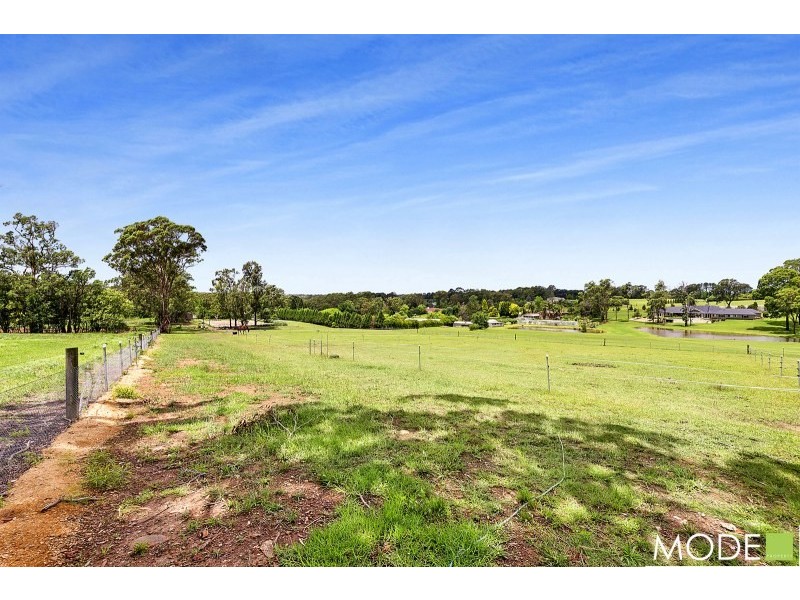 18  Moores Road, Glenorie NSW 2157