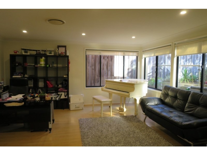 13 St Pauls Avenue, Castle Hill NSW 2154