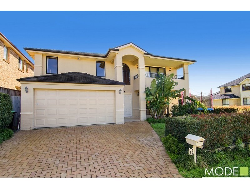 13 St Pauls Avenue, Castle Hill NSW 2154