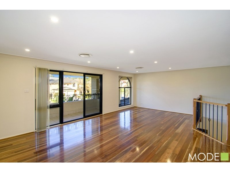 13 St Pauls Avenue, Castle Hill NSW 2154