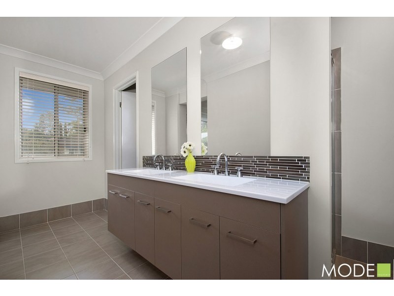 8 Arcadia Road, Galston NSW 2159