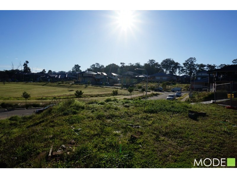 8 Myles Crescent, Kellyville NSW 2155