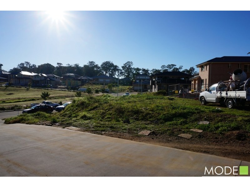 8 Myles Crescent, Kellyville NSW 2155